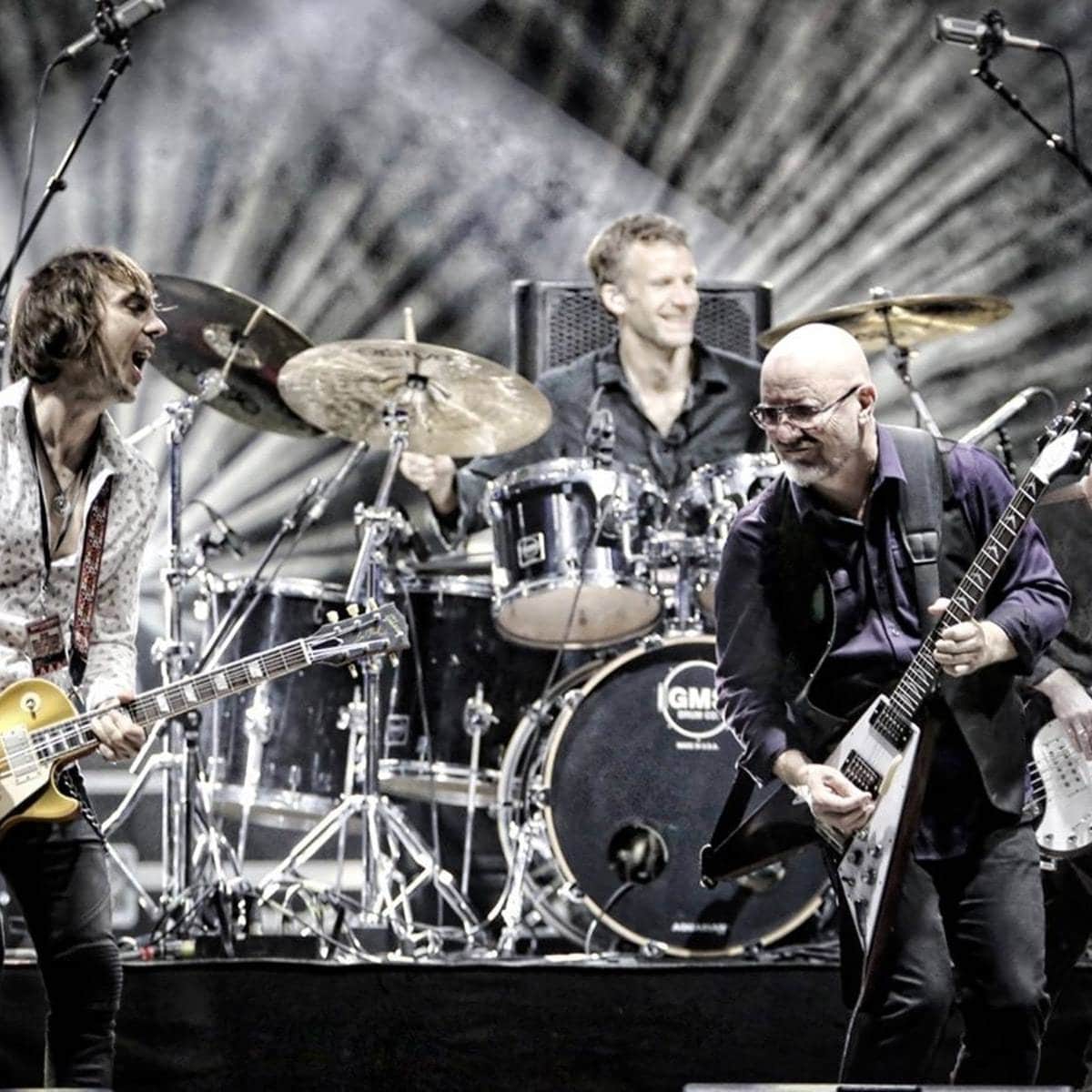 Wishbone Ash: In With The New