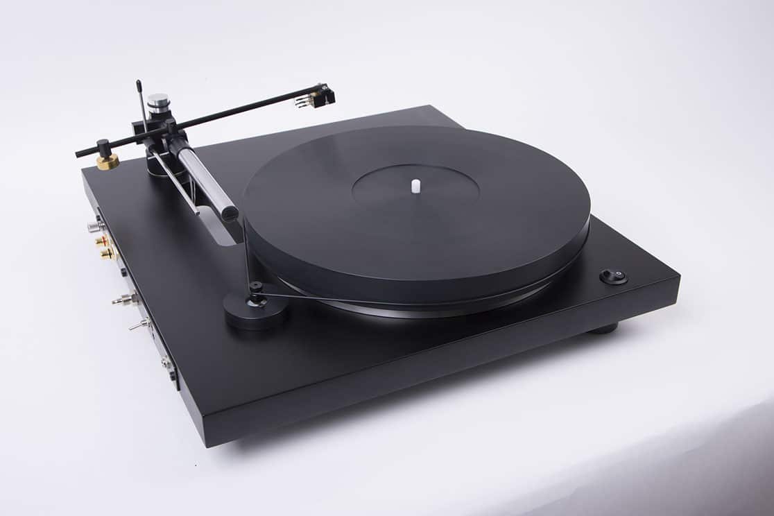 HOLBO AIR BEARING TURNTABLE ON YOUTUBE