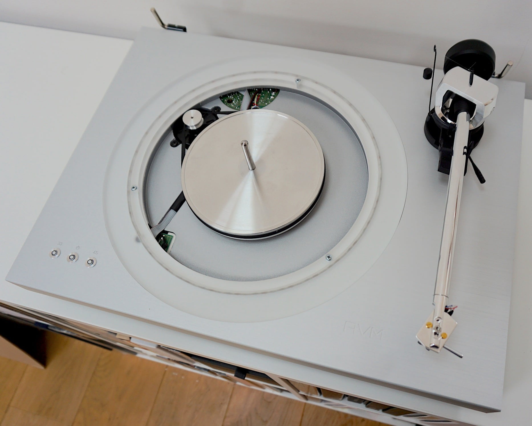 Rotation R 2.3 Turntable From AVM