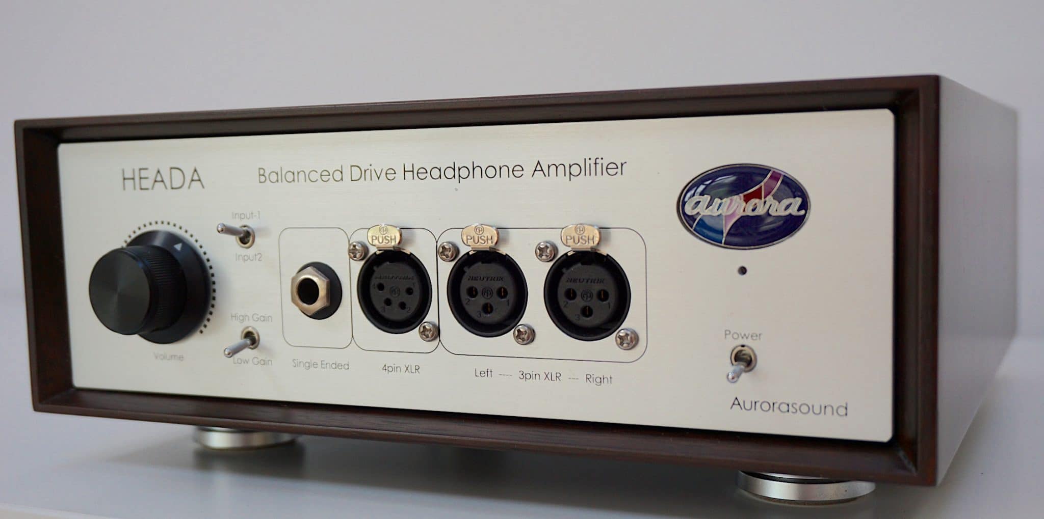 Heada headphone amplifier from Aurarasound 