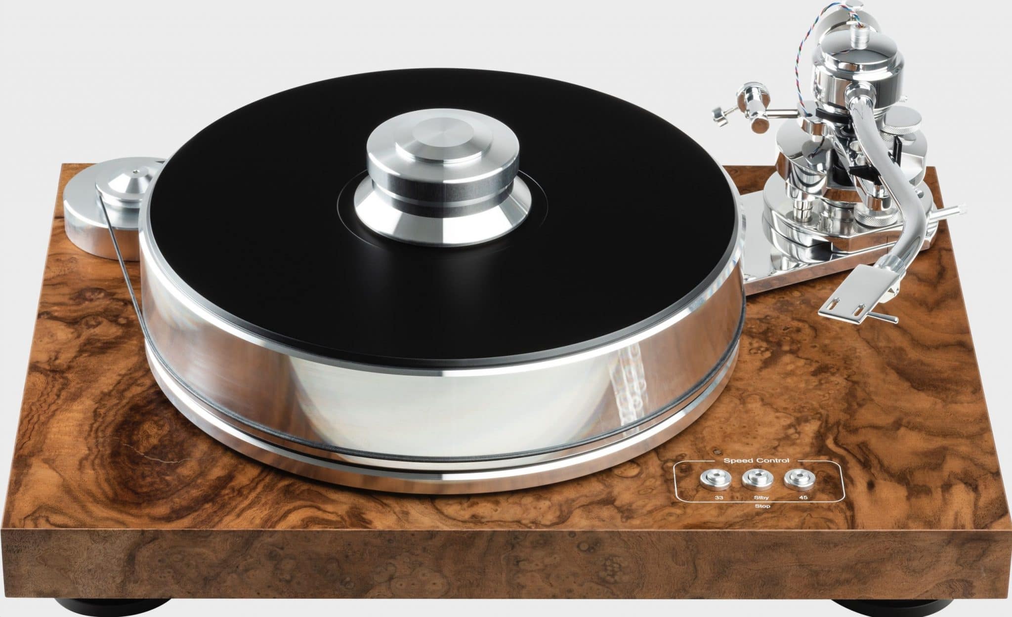 Upgrade High-End Turntables From Pro-Ject 