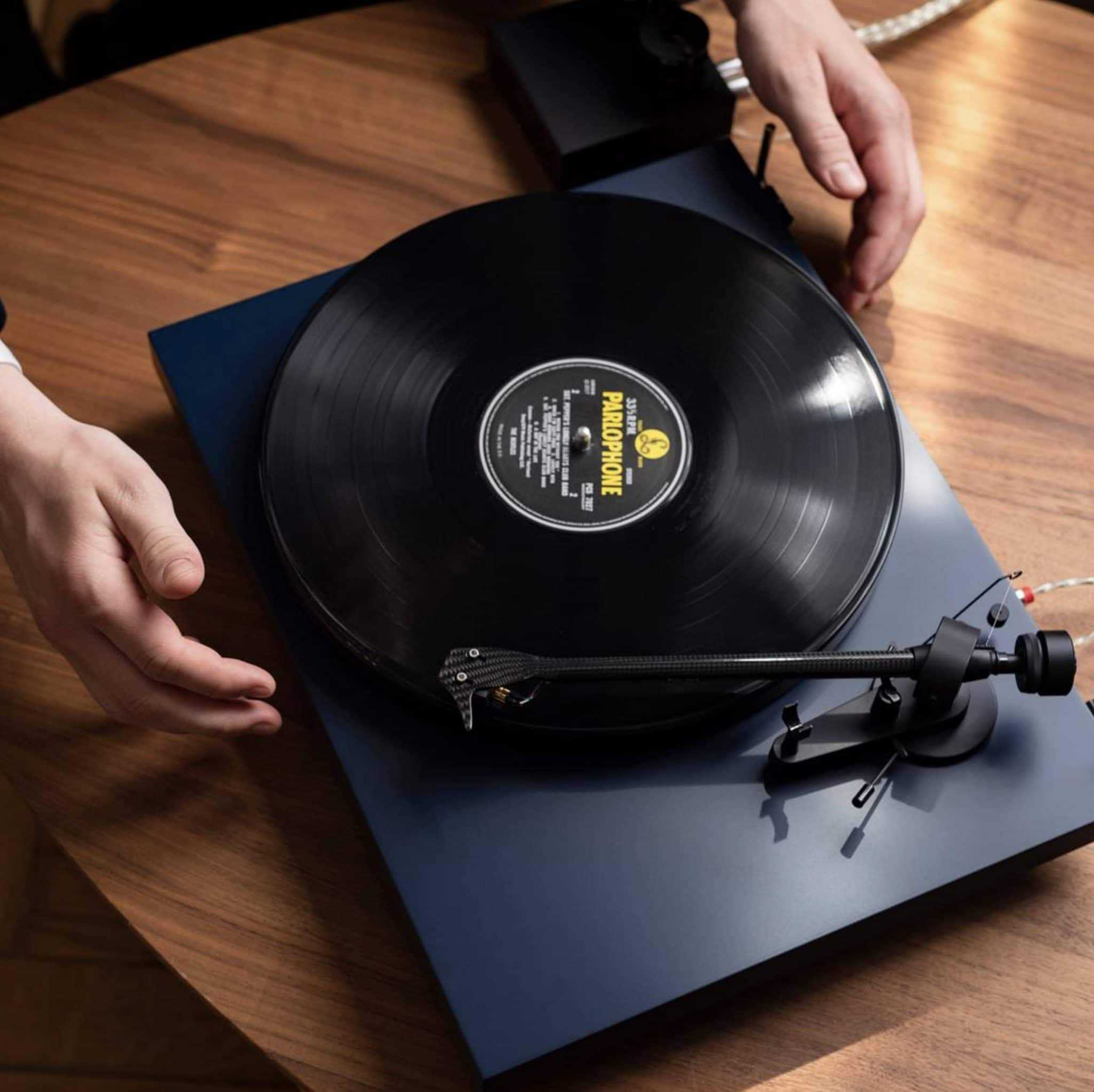 An Audiophile's Affordable Turntable System - Design Milk