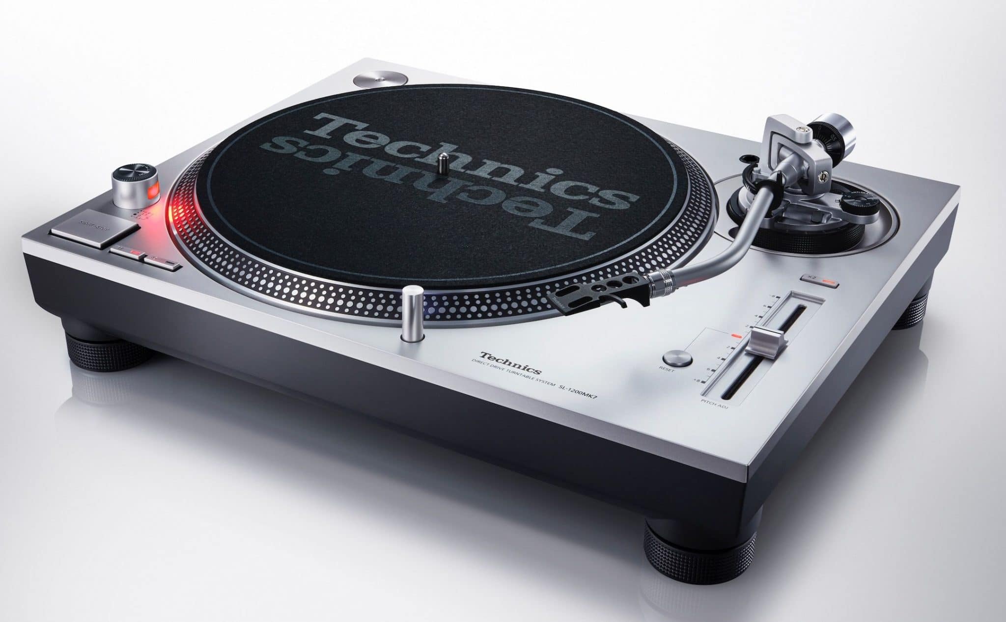 SL-1200MK7 DJ Turntable From Technics