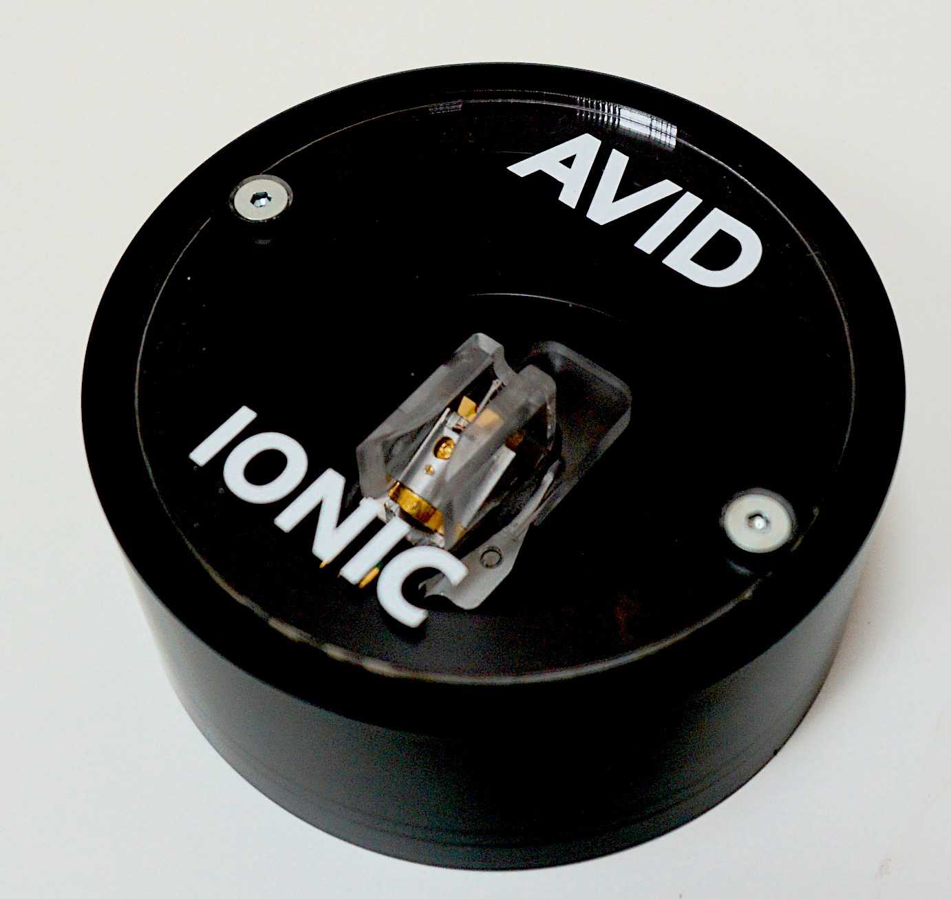 IONIC MOVING COIL CARTRIDGE FROM AVID