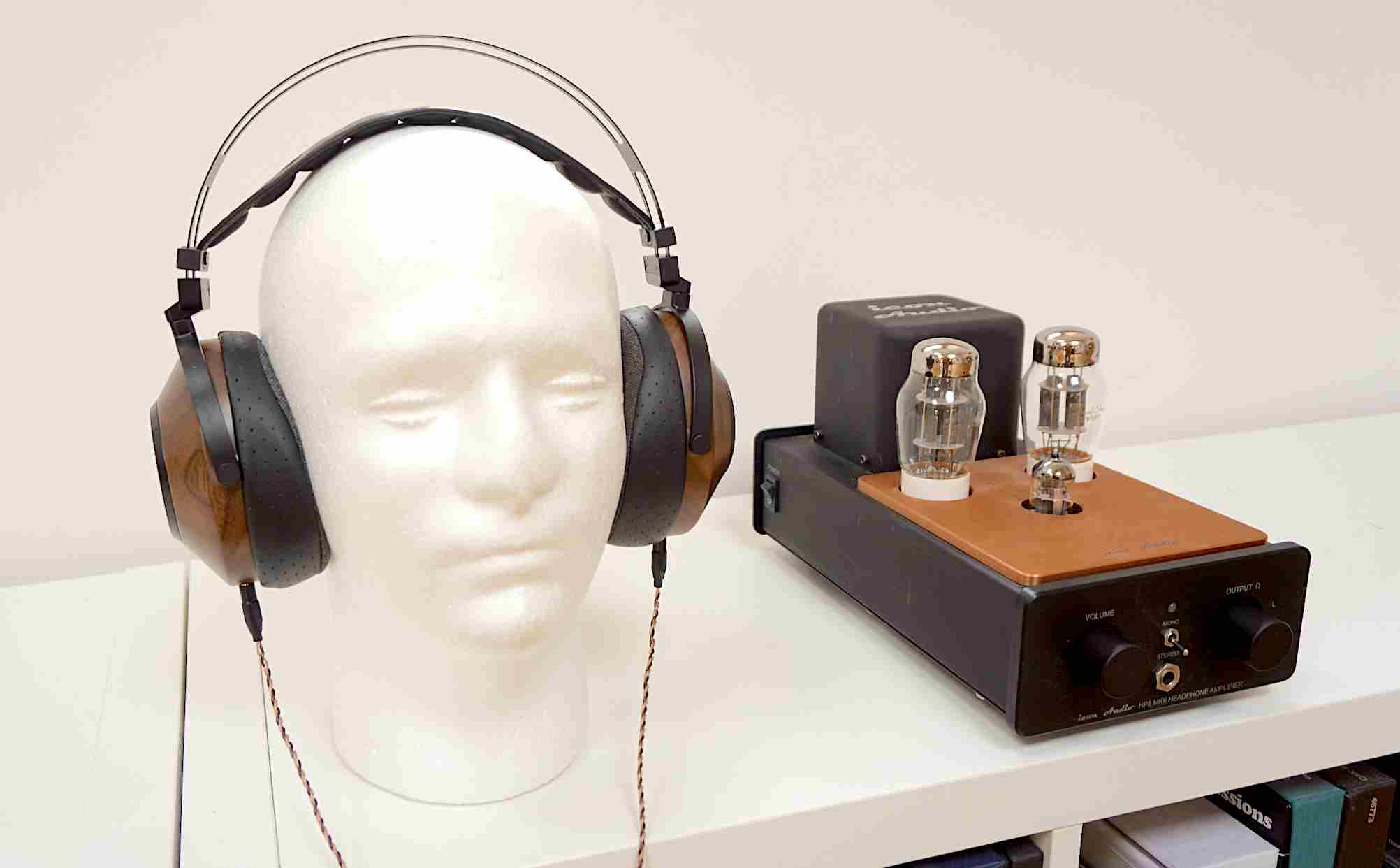 SV023 Headphones from SIVGA