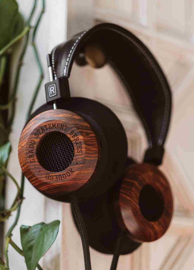 REFERENCE & STATEMENT HEADPHONES FROM GRADO