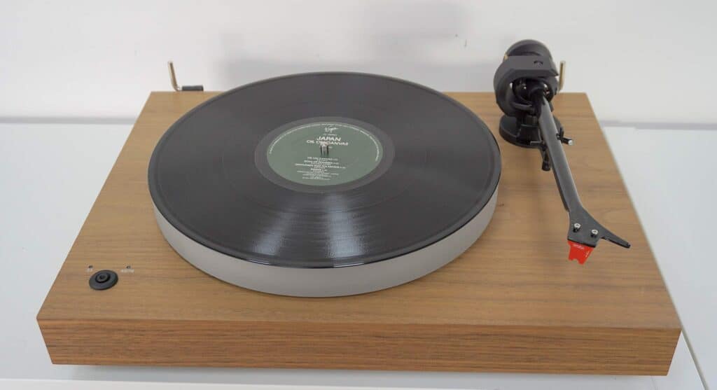 PRO-JECT X2 B TURNTABLE