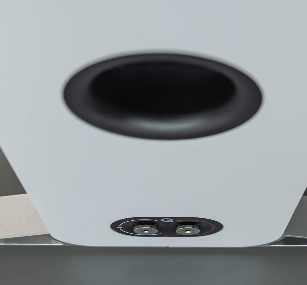 Q ACOUSTICS 5050 SPEAKERS