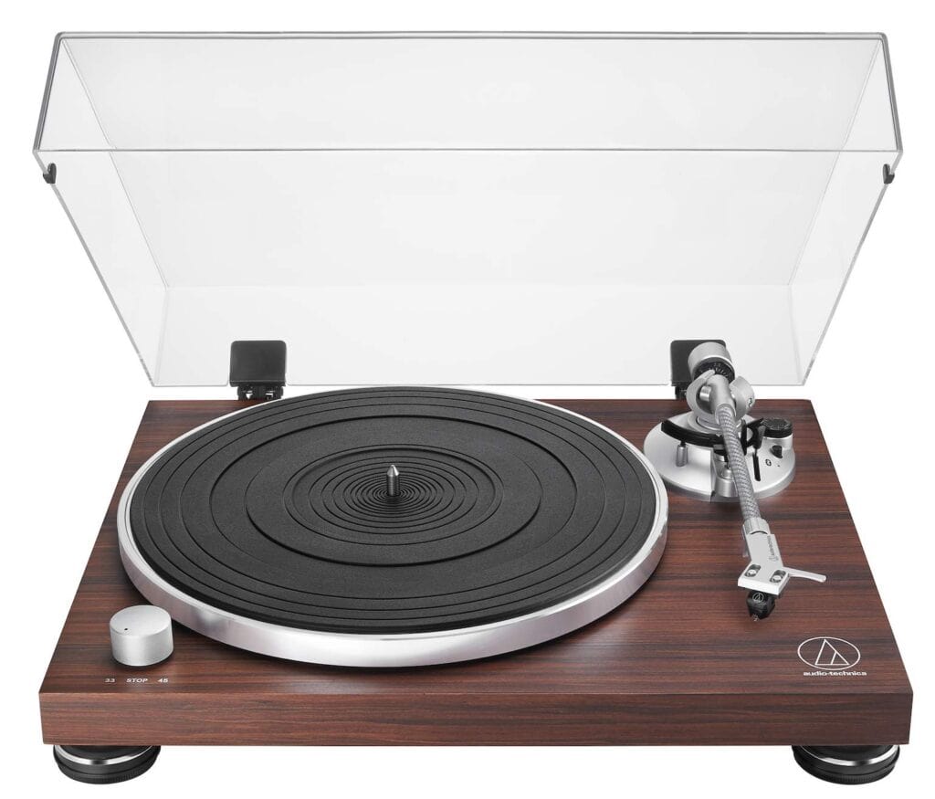 AT-LPW50BTRW TURNTABLE FROM AUDIO TECHNICA