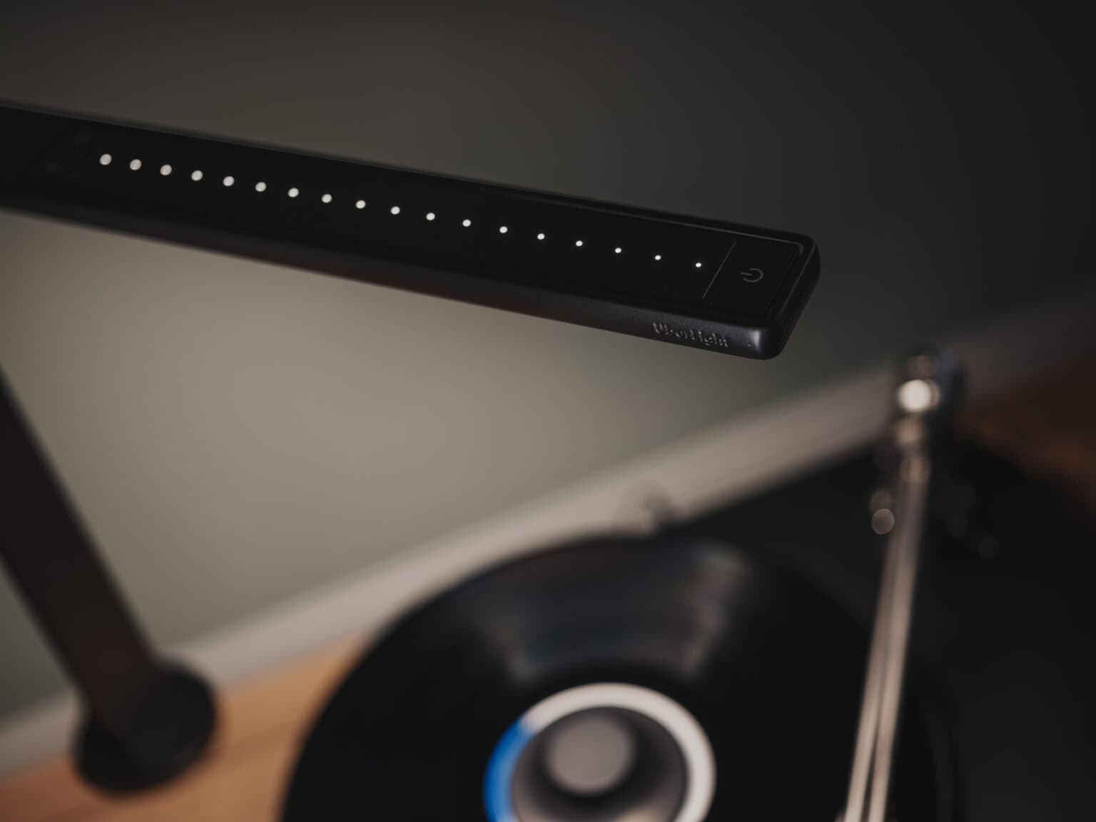 UBERLIGHT FRAME FROM RELIABLE - The Audiophile Man