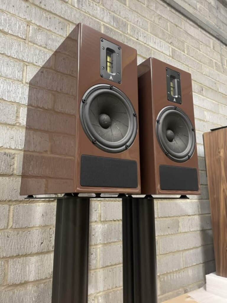 K300 SPEAKERS FROM KERR ACOUSTIC