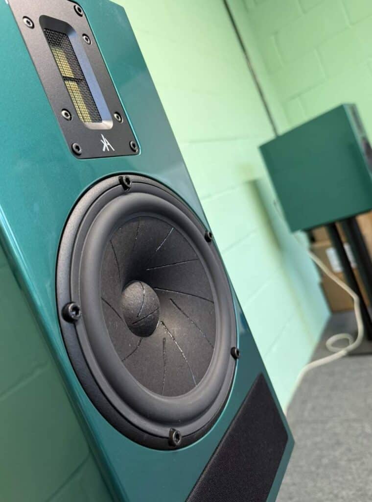 K300 SPEAKERS FROM KERR ACOUSTIC