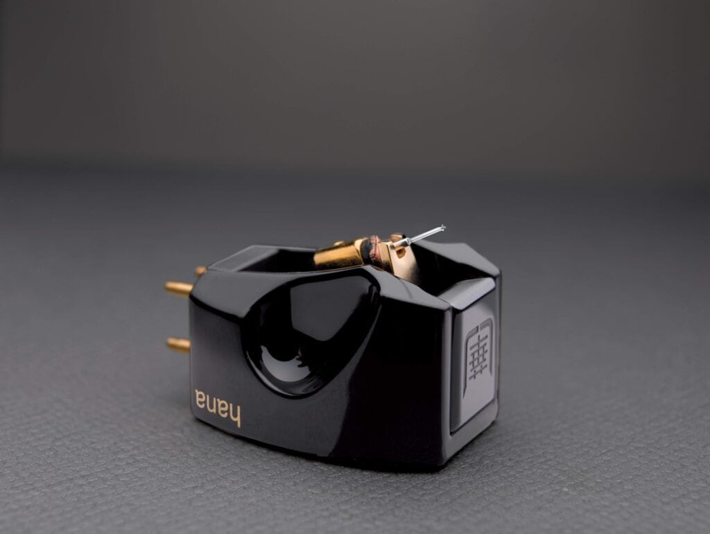 UMAMI BLACK MOVING COIL FROM HANA