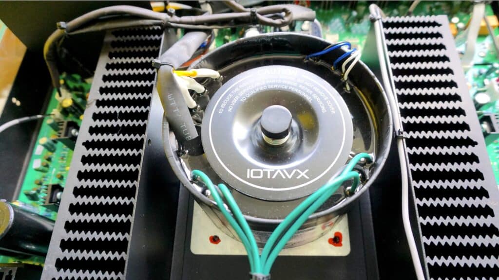PA40 POWER AMPLIFIER FROM IOTAVX