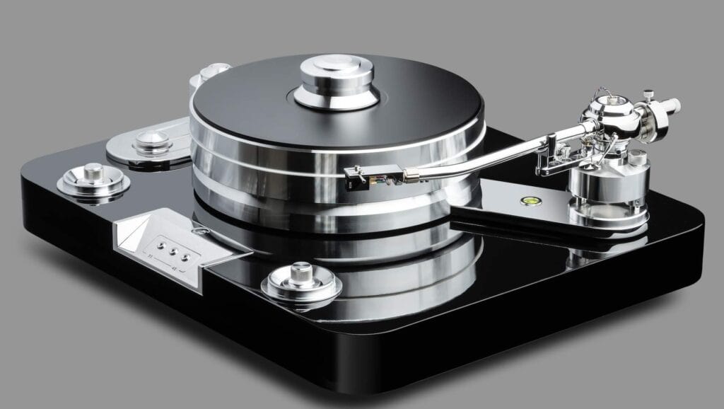 SIGNATURE 12.2 TURNTABLE FROM PRO-JECT
