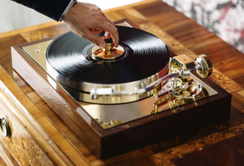 CLASSIC REFERENCE FROM PRO-JECT