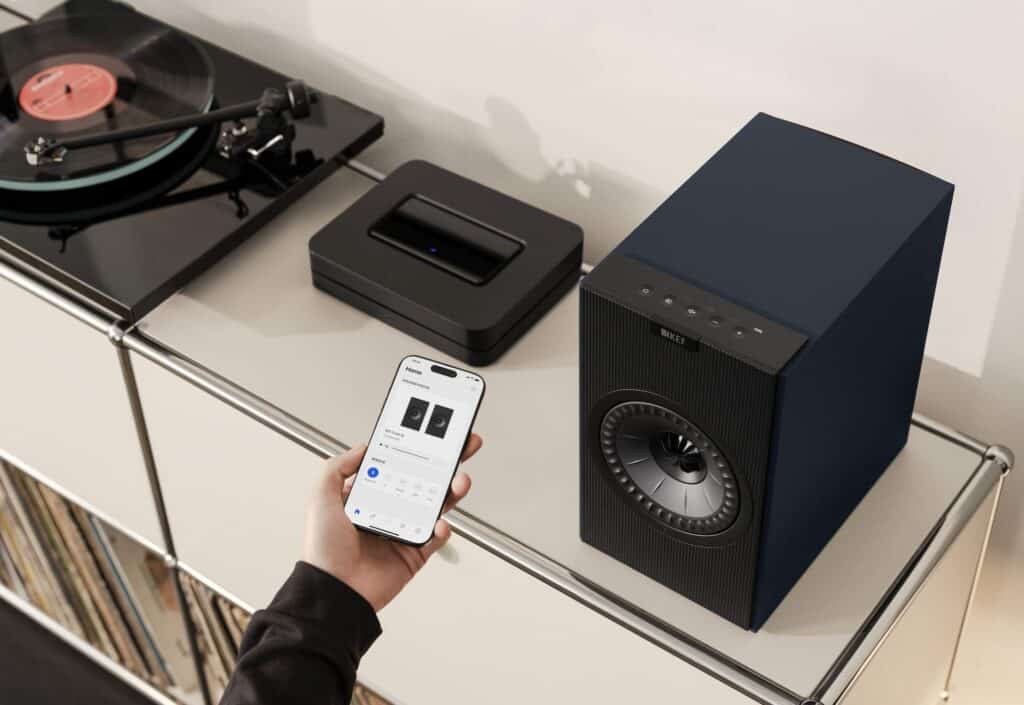 CODA W SPEAKERS BY KEF