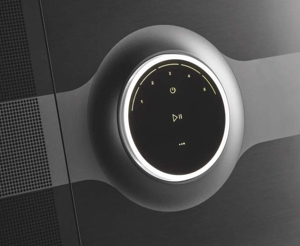 MU-SO HEKLA FROM FOCAL