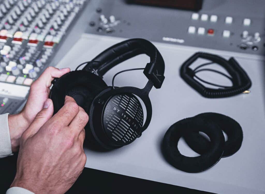 DT 1770 & 1990 PRO MKII FROM BEYER DYNAMIC