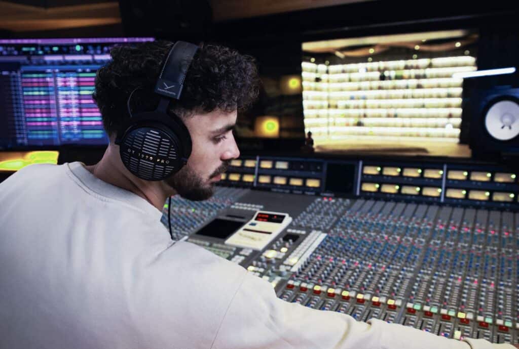 DT 1770 & 1990 PRO MKII FROM BEYER DYNAMIC