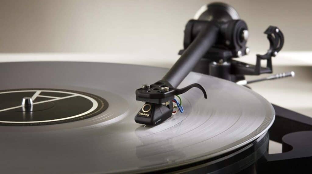 TT9 TURNTABLE FROM SOULINES