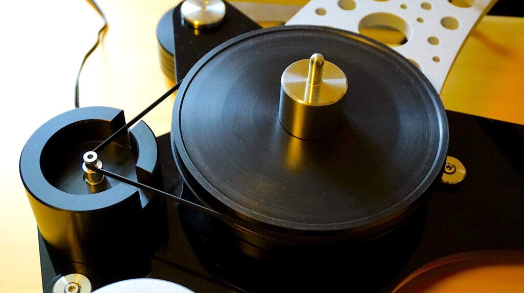 TT9 TURNTABLE FROM SOULINES