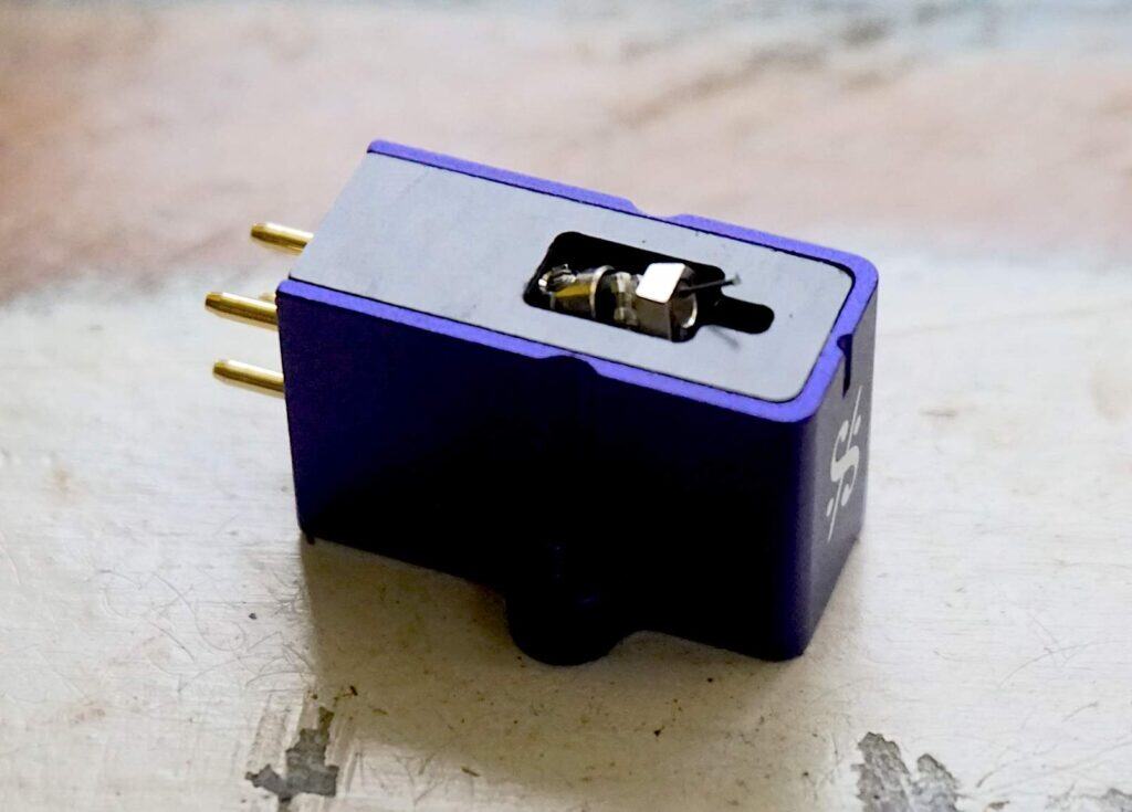 MAYA MOVING COIL FROM SEGNO