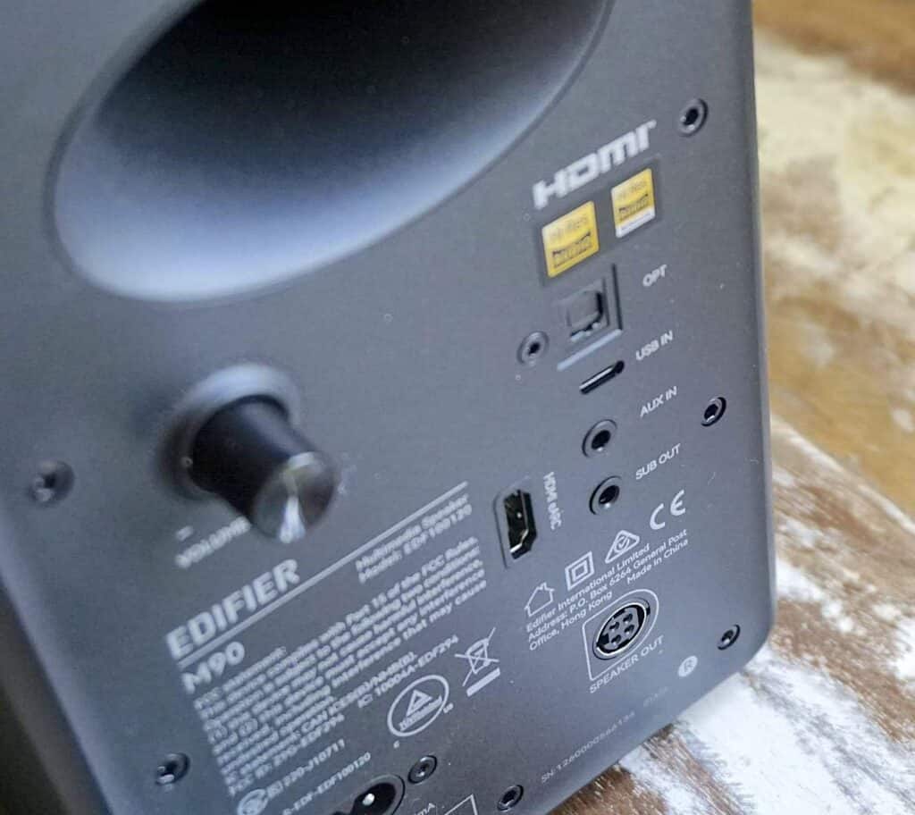 M90 SPEAKERS FROM EDIFIER