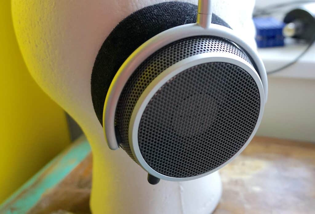 OAE2 HEADPHONES FROM GRELL