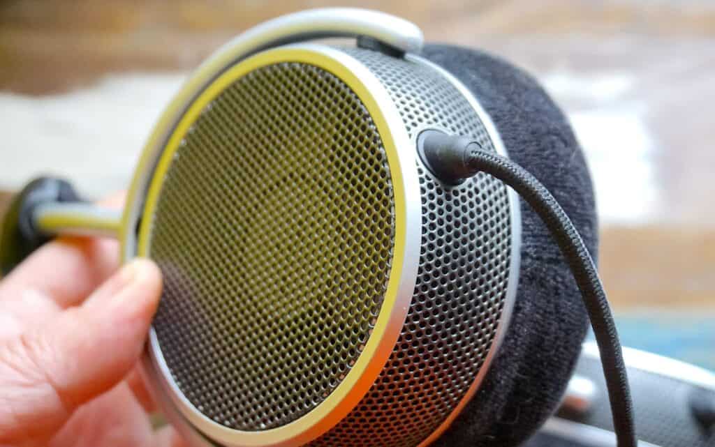 OAE2 HEADPHONES FROM GRELL