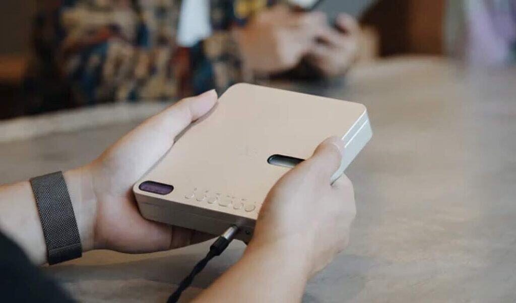 SHANLING EC PLAY PORTABLE CD PLAYER