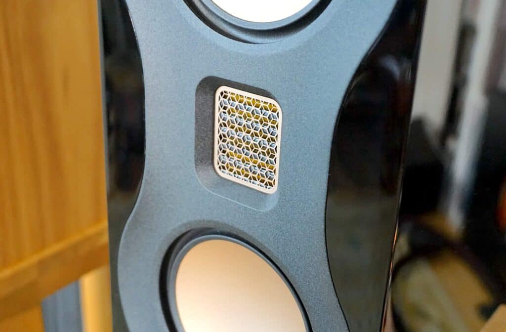 STUDIO 89 SPEAKERS FROM MONITOR AUDIO