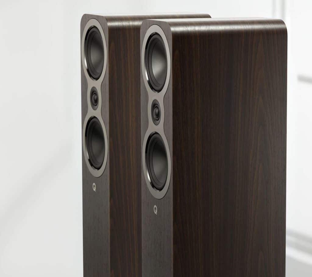 3040C FLOORSTANDERS FROM Q ACOUSTICS